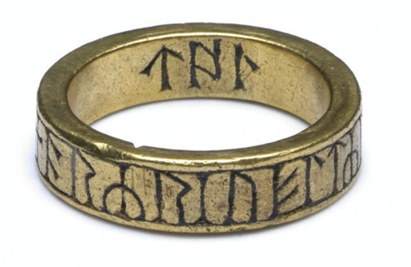 Fingerring von Kingmoor (9. Jahrhundert) British Museum London Bildnachweis: http://www.britishmuseum.org/research/collection_online/search.aspx (Zugriff 3. 7. 2017).